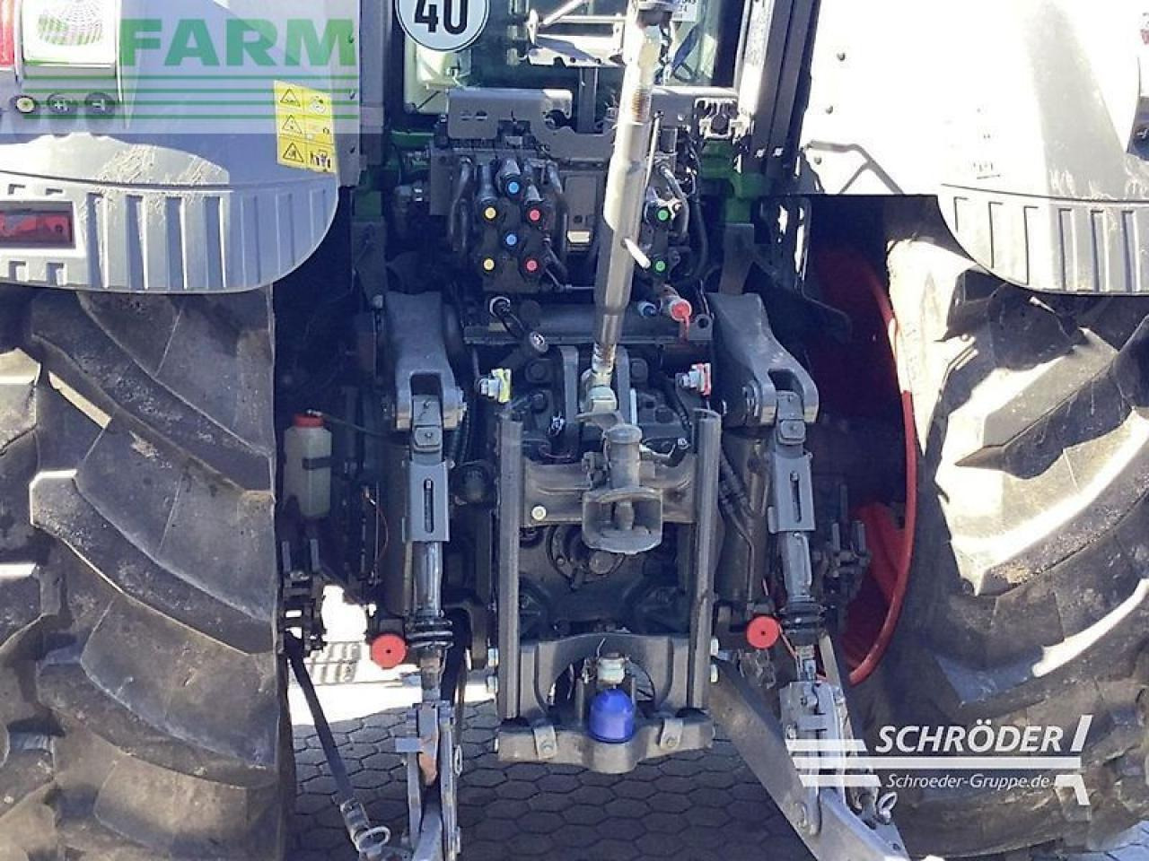 Fendt 824 vario s4 profi plus ProfiPlus - Traktor: slika Fendt 824 vario s4 profi plus ProfiPlus - Traktor Fendt 824 vario s4 profi plus ProfiPlus - Traktor: slika Fendt 824 vario s4 profi plus ProfiPlus - Traktor