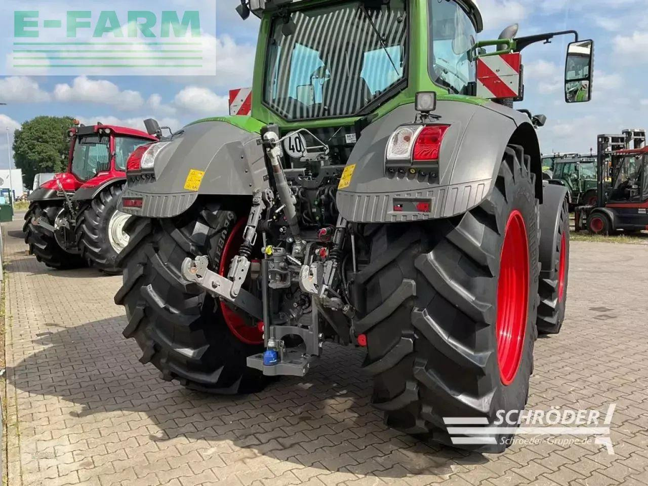 Fendt 824 vario s4 profi plus ProfiPlus - Traktor: slika Fendt 824 vario s4 profi plus ProfiPlus - Traktor Fendt 824 vario s4 profi plus ProfiPlus - Traktor: slika Fendt 824 vario s4 profi plus ProfiPlus - Traktor