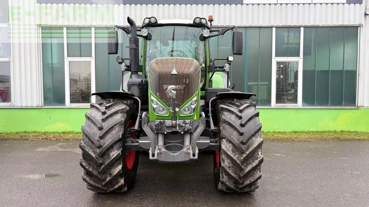 Fendt 826 vario profi+ ProfiPlus - Traktor: slika Fendt 826 vario profi+ ProfiPlus - Traktor Fendt 826 vario profi+ ProfiPlus - Traktor: slika Fendt 826 vario profi+ ProfiPlus - Traktor