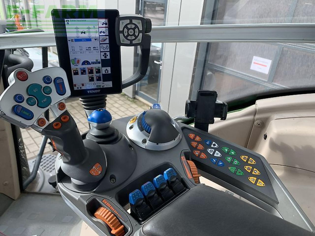 Traktor Fendt 826 vario profi scr Profi: slika Traktor Fendt 826 vario profi scr Profi