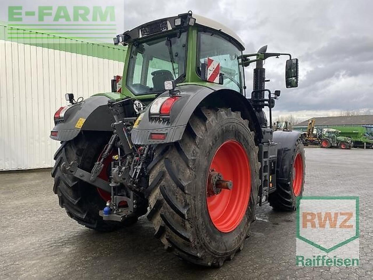 Fendt 826 vario s4 - Traktor: slika Fendt 826 vario s4 - Traktor Fendt 826 vario s4 - Traktor: slika Fendt 826 vario s4 - Traktor