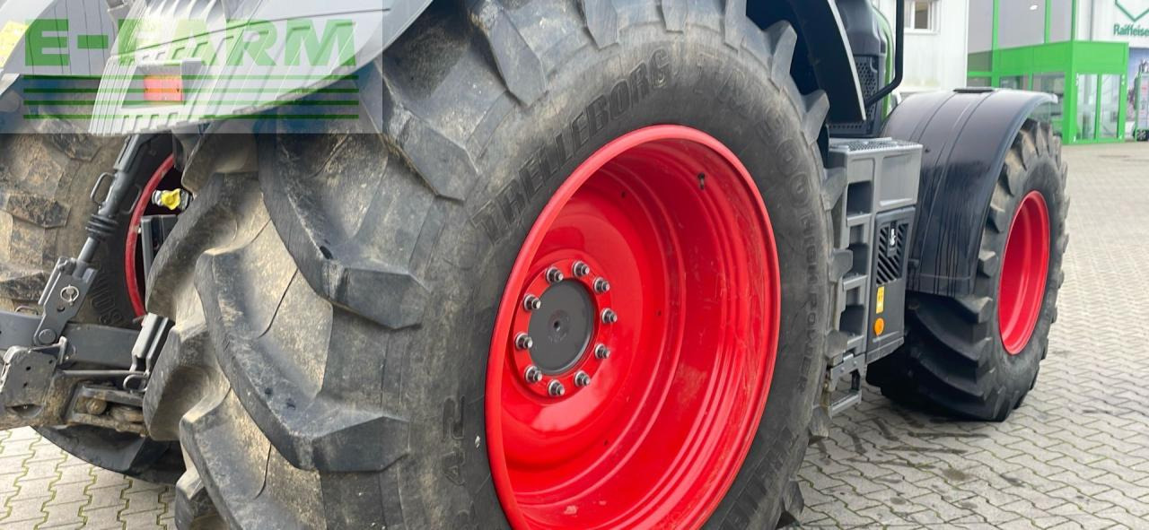 Traktor Fendt 828: slika Traktor Fendt 828