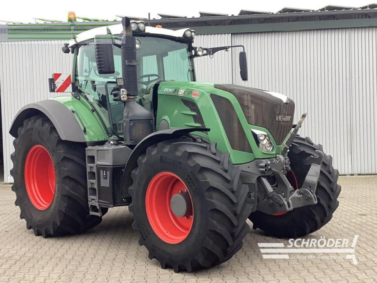 Fendt 828 s4 profi plus - Traktor: slika Fendt 828 s4 profi plus - Traktor Fendt 828 s4 profi plus - Traktor: slika Fendt 828 s4 profi plus - Traktor