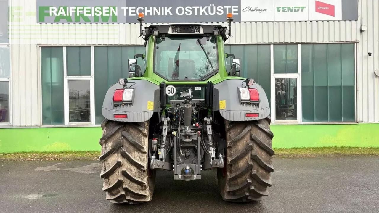 Fendt 828 vario power+ PowerPlus - Traktor: slika Fendt 828 vario power+ PowerPlus - Traktor Fendt 828 vario power+ PowerPlus - Traktor: slika Fendt 828 vario power+ PowerPlus - Traktor