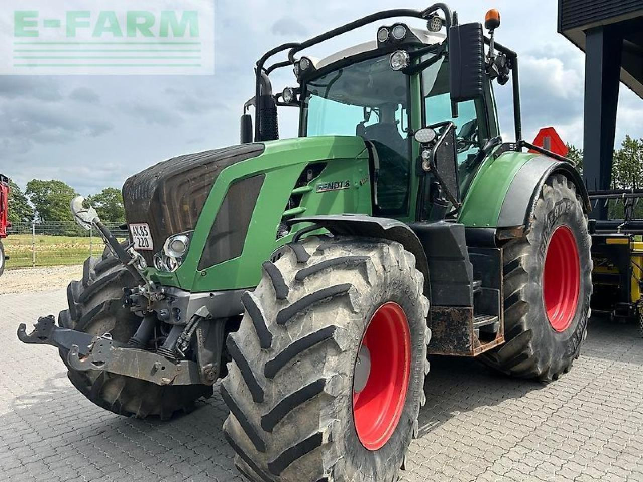 Fendt 828 vario scr - Traktor: slika Fendt 828 vario scr - Traktor Fendt 828 vario scr - Traktor: slika Fendt 828 vario scr - Traktor