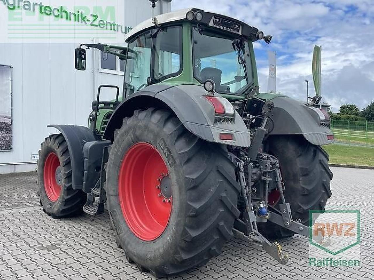 Fendt 924 vario - Traktor: slika Fendt 924 vario - Traktor Fendt 924 vario - Traktor: slika Fendt 924 vario - Traktor