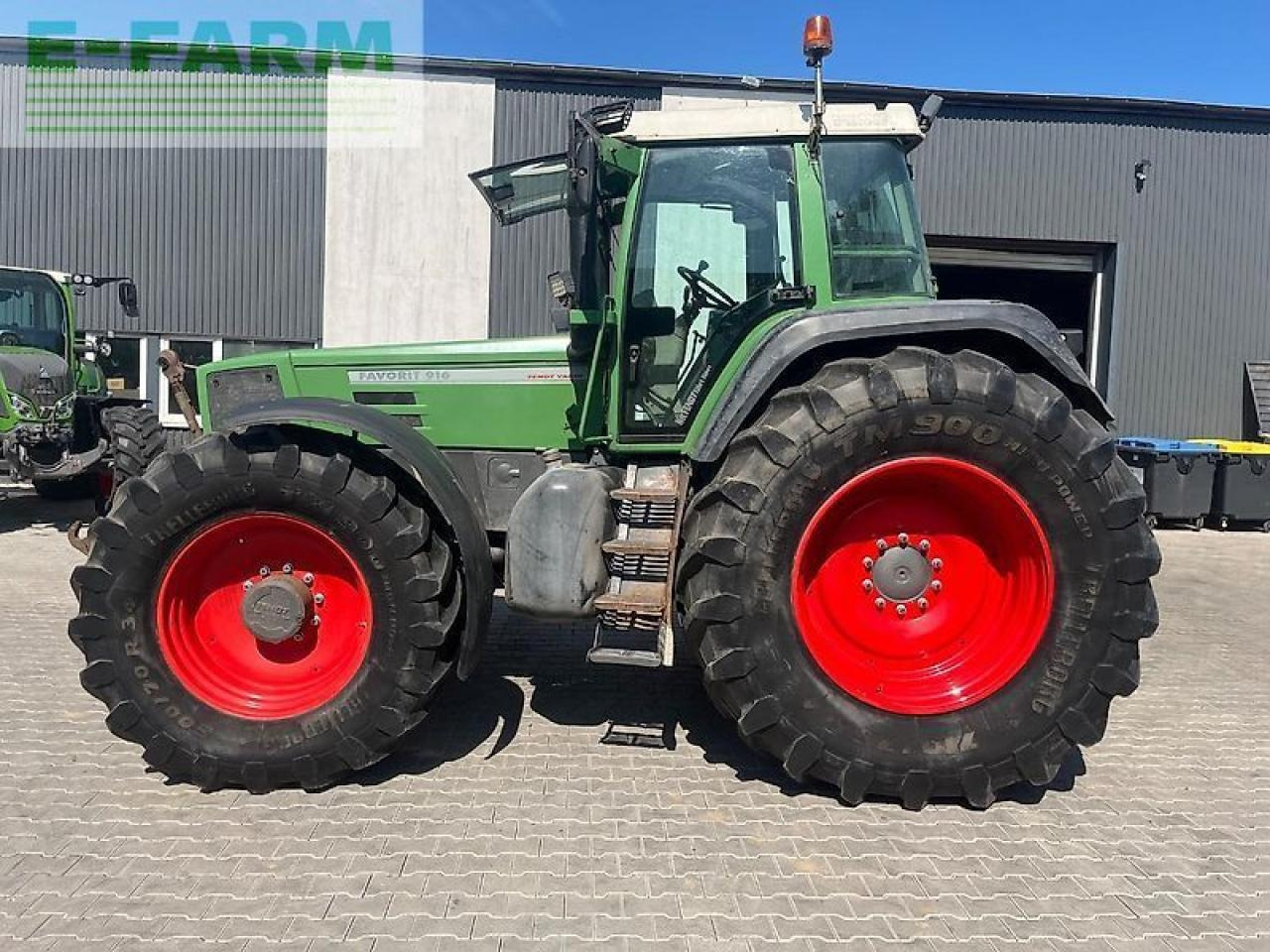 Fendt favorit 916 - Traktor: slika Fendt favorit 916 - Traktor Fendt favorit 916 - Traktor: slika Fendt favorit 916 - Traktor