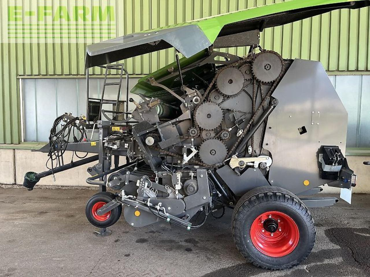 Fendt rotana 130 f xtra - Kvadratna balirka: slika Fendt rotana 130 f xtra - Kvadratna balirka Fendt rotana 130 f xtra - Kvadratna balirka: slika Fendt rotana 130 f xtra - Kvadratna balirka