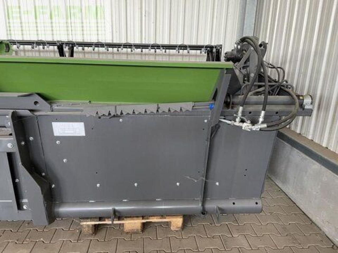 Fendt schneidwerk pf 5,50m (18') - Priključak za silažni kombajn: slika Fendt schneidwerk pf 5,50m (18') - Priključak za silažni kombajn Fendt schneidwerk pf 5,50m (18') - Priključak za silažni kombajn: slika Fendt schneidwerk pf 5,50m (18') - Priključak za silažni kombajn