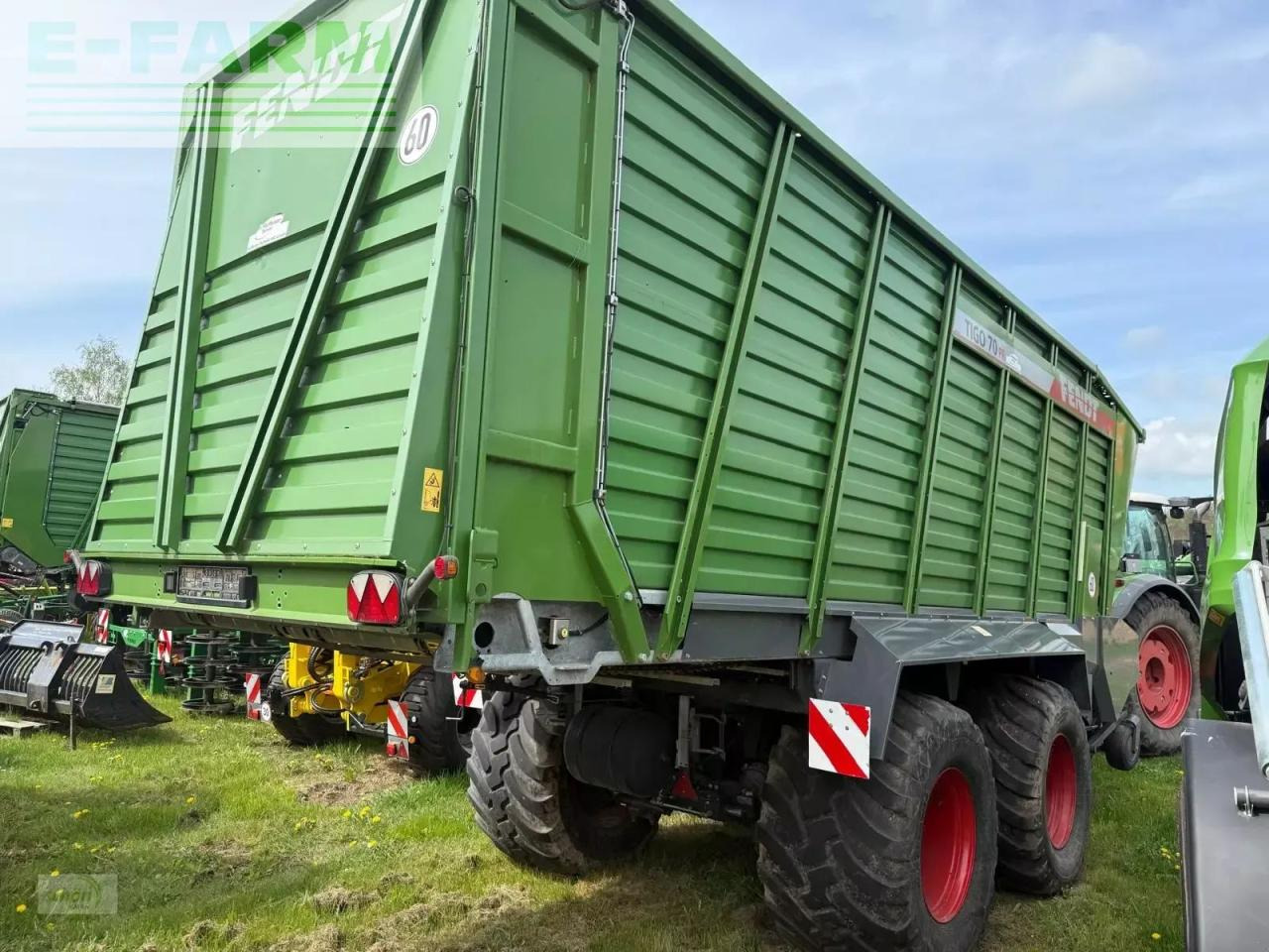 Fendt tigo 70 pr nur 774 fuhren bzw 76 stunden und mit 750/45 r26,5 bereifung - Samoutovarni vagon: slika Fendt tigo 70 pr nur 774 fuhren bzw 76 stunden und mit 750/45 r26,5 bereifung - Samoutovarni vagon Fendt tigo 70 pr nur 774 fuhren bzw 76 stunden und mit 750/45 r26,5 bereifung - Samoutovarni vagon: slika Fendt tigo 70 pr nur 774 fuhren bzw 76 stunden und mit 750/45 r26,5 bereifung - Samoutovarni vagon
