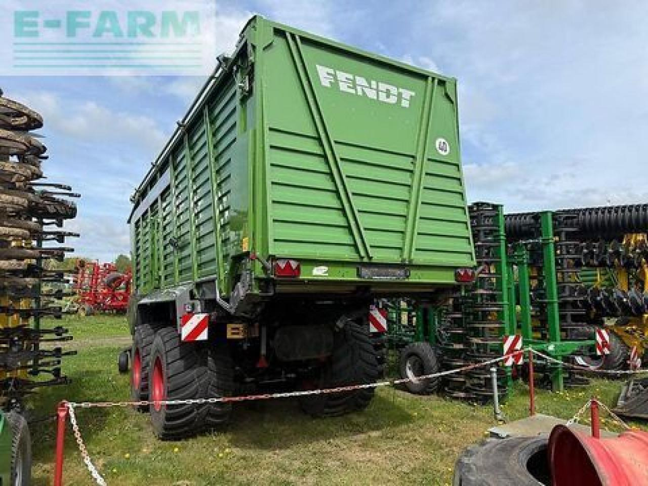 Fendt tigo 75 xr mit 800/45 r26,5 bereifung, laderauma - Nagibna prikolica za poljoprivredna gospodarstva/ Istovarivač: slika Fendt tigo 75 xr mit 800/45 r26,5 bereifung, laderauma - Nagibna prikolica za poljoprivredna gospodarstva/ Istovarivač Fendt tigo 75 xr mit 800/45 r26,5 bereifung, laderauma - Nagibna prikolica za poljoprivredna gospodarstva/ Istovarivač: slika Fendt tigo 75 xr mit 800/45 r26,5 bereifung, laderauma - Nagibna prikolica za poljoprivredna gospodarstva/ Istovarivač