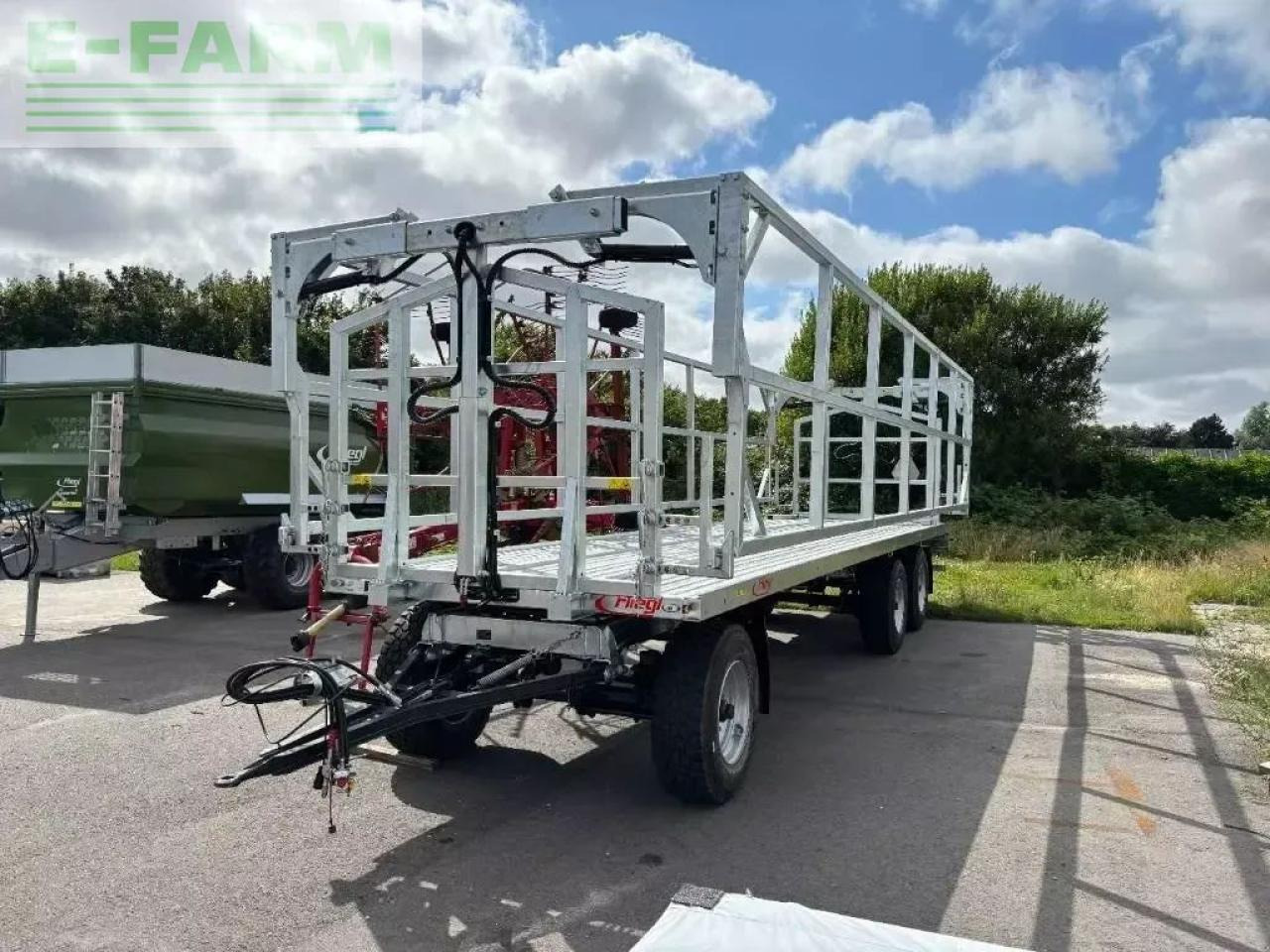 Fliegl dpw 240 bl profi - Platforme za prikolice za poljoprivredna gospodarstva: slika Fliegl dpw 240 bl profi - Platforme za prikolice za poljoprivredna gospodarstva Fliegl dpw 240 bl profi - Platforme za prikolice za poljoprivredna gospodarstva: slika Fliegl dpw 240 bl profi - Platforme za prikolice za poljoprivredna gospodarstva