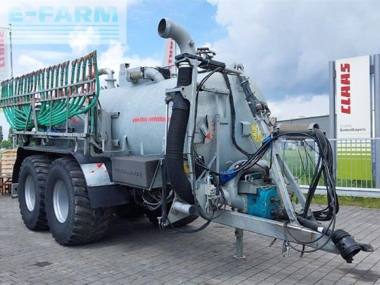 Fliegl pfw 16000 tandem fox - Oprema za gnojenje: slika Fliegl pfw 16000 tandem fox - Oprema za gnojenje Fliegl pfw 16000 tandem fox - Oprema za gnojenje: slika Fliegl pfw 16000 tandem fox - Oprema za gnojenje