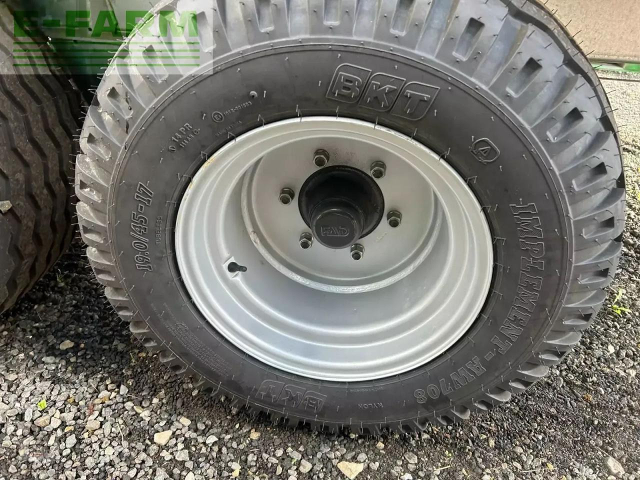 Fliegl tdk 100 vr fox - Prikolica za poljoprivredna gospodarstva: slika Fliegl tdk 100 vr fox - Prikolica za poljoprivredna gospodarstva Fliegl tdk 100 vr fox - Prikolica za poljoprivredna gospodarstva: slika Fliegl tdk 100 vr fox - Prikolica za poljoprivredna gospodarstva