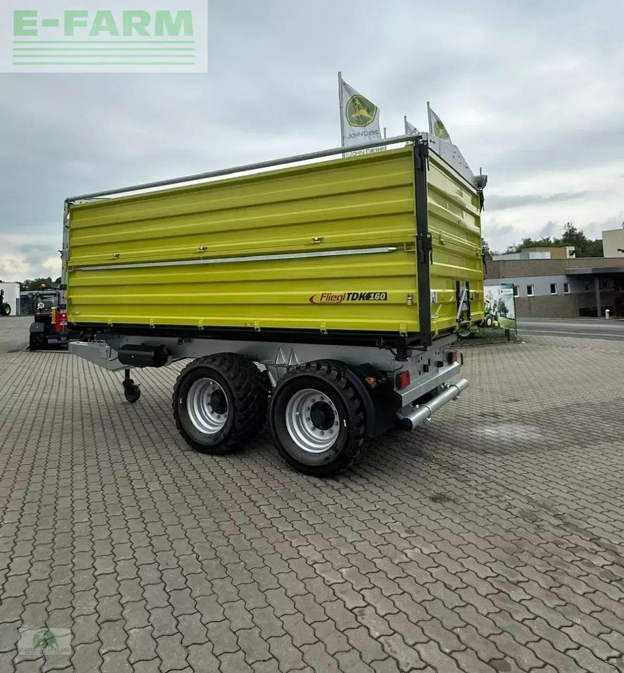 Fliegl tdk 160-88 - Nagibna prikolica za poljoprivredna gospodarstva/ Istovarivač: slika Fliegl tdk 160-88 - Nagibna prikolica za poljoprivredna gospodarstva/ Istovarivač Fliegl tdk 160-88 - Nagibna prikolica za poljoprivredna gospodarstva/ Istovarivač: slika Fliegl tdk 160-88 - Nagibna prikolica za poljoprivredna gospodarstva/ Istovarivač