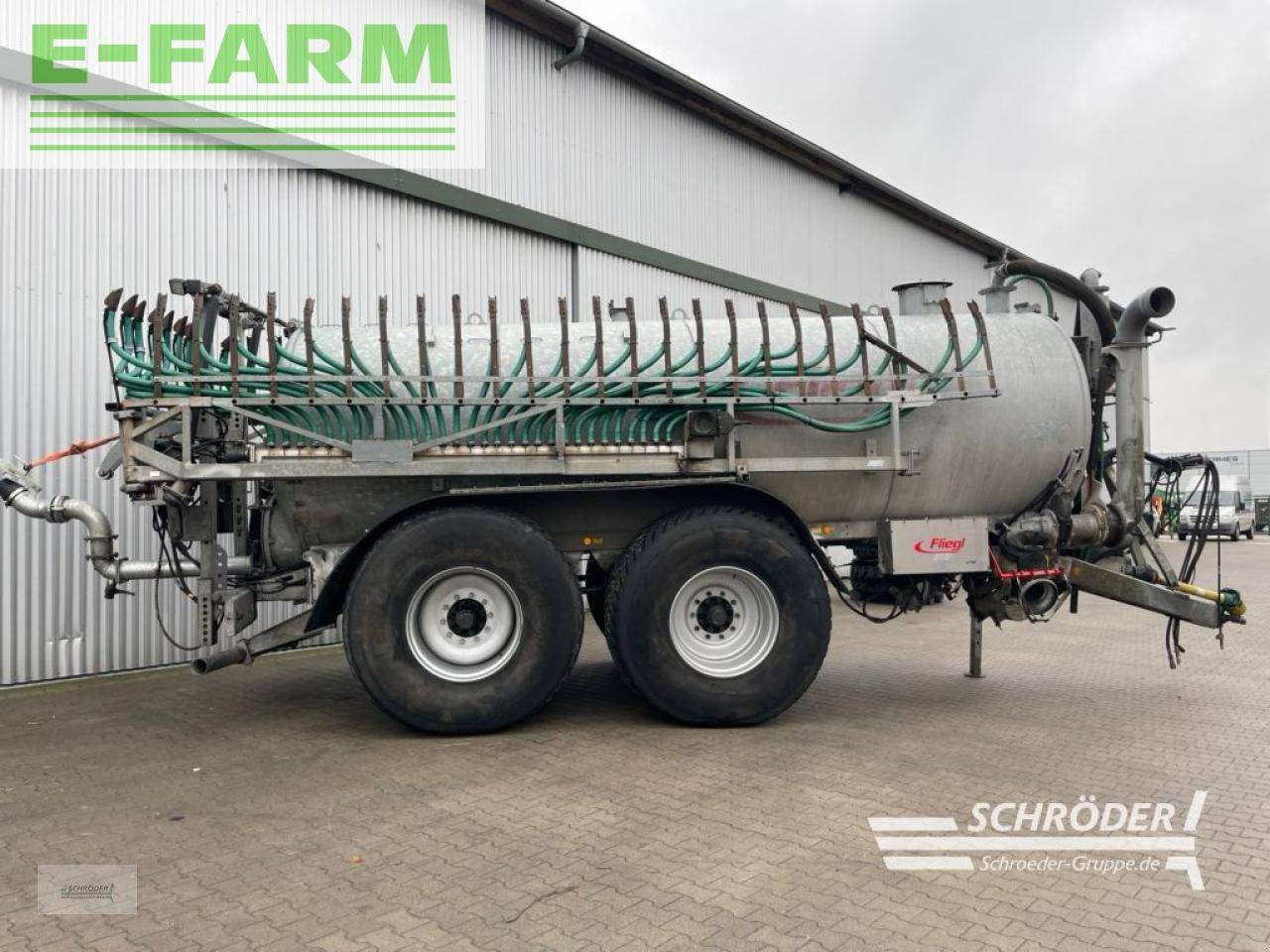 Fliegl vfm 18000 maxxline - Samopogonjena prskalica: slika Fliegl vfm 18000 maxxline - Samopogonjena prskalica Fliegl vfm 18000 maxxline - Samopogonjena prskalica: slika Fliegl vfm 18000 maxxline - Samopogonjena prskalica