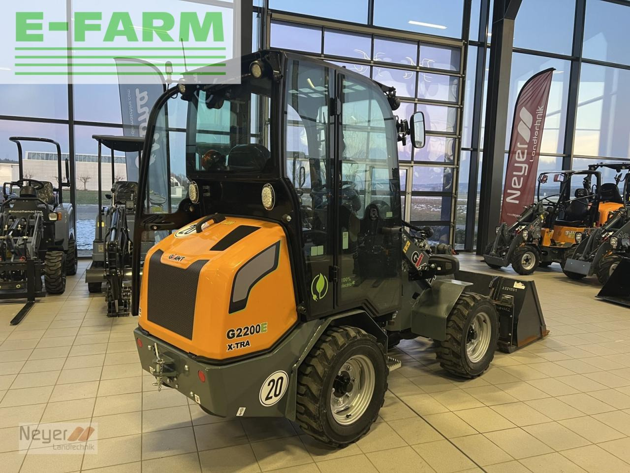Giant elektro g2200e x-tra - Mini bager: slika Giant elektro g2200e x-tra - Mini bager Giant elektro g2200e x-tra - Mini bager: slika Giant elektro g2200e x-tra - Mini bager