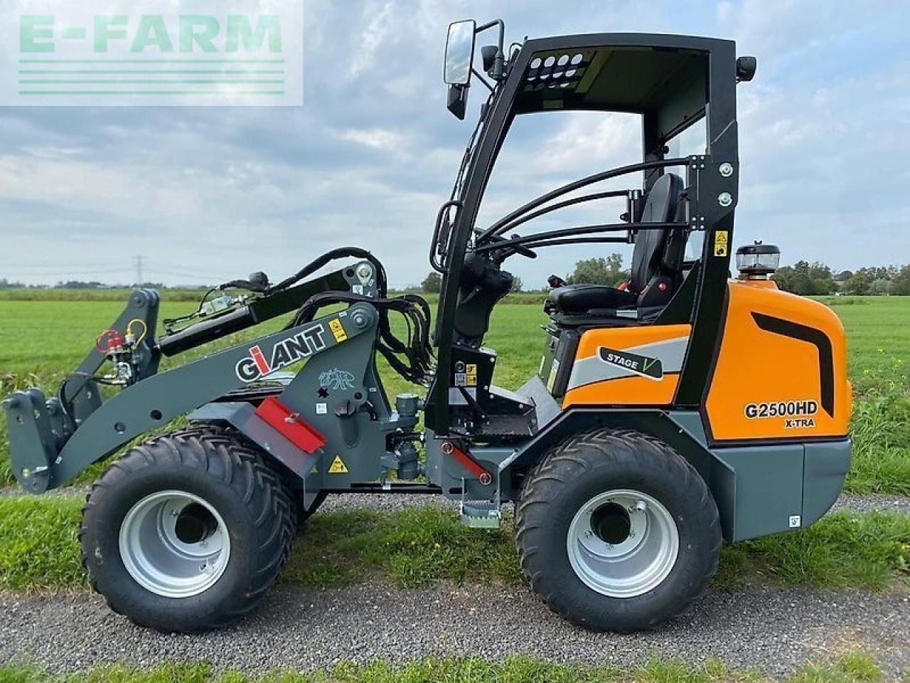 Giant g2500 x-tra hd neu - Mini bager: slika Giant g2500 x-tra hd neu - Mini bager Giant g2500 x-tra hd neu - Mini bager: slika Giant g2500 x-tra hd neu - Mini bager