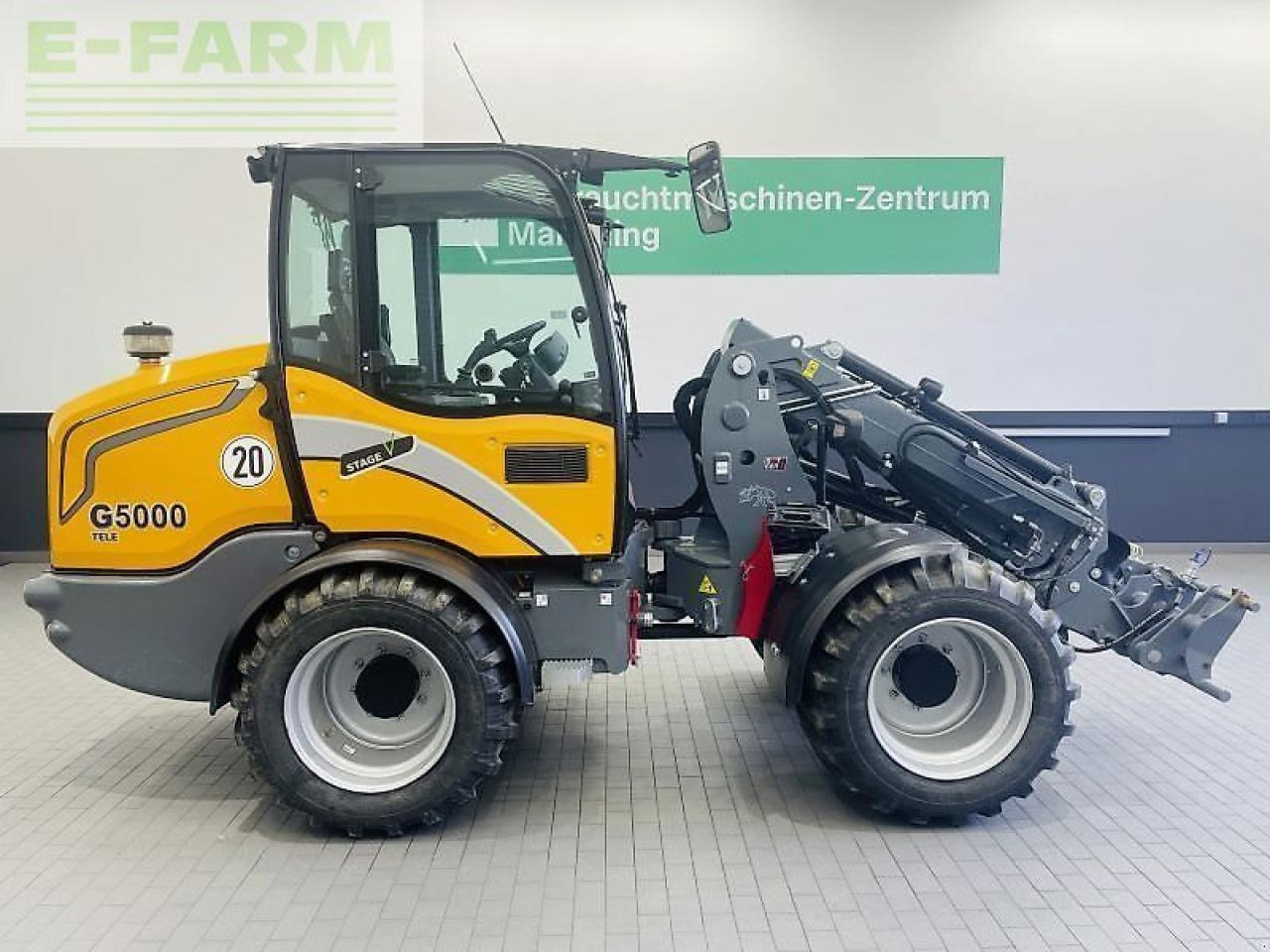 Giant g5000 tele - Mini bager: slika Giant g5000 tele - Mini bager Giant g5000 tele - Mini bager: slika Giant g5000 tele - Mini bager
