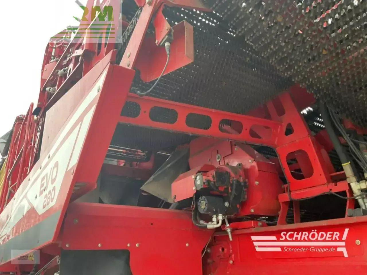 Grimme evo 280 - Kombajn za krumpir: slika Grimme evo 280 - Kombajn za krumpir Grimme evo 280 - Kombajn za krumpir: slika Grimme evo 280 - Kombajn za krumpir