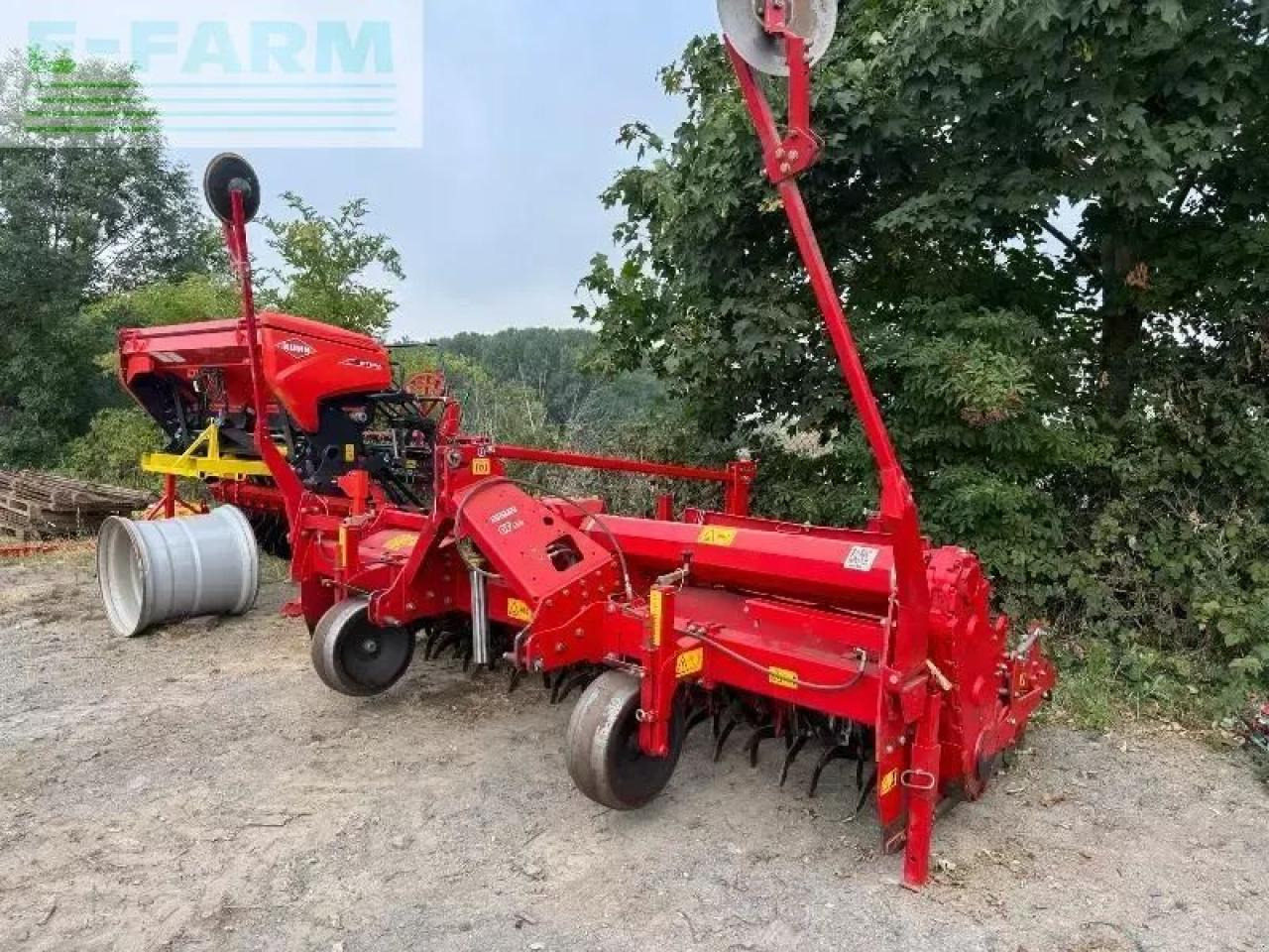 Grimme gf400 - Oprema za obradu tla: slika Grimme gf400 - Oprema za obradu tla Grimme gf400 - Oprema za obradu tla: slika Grimme gf400 - Oprema za obradu tla