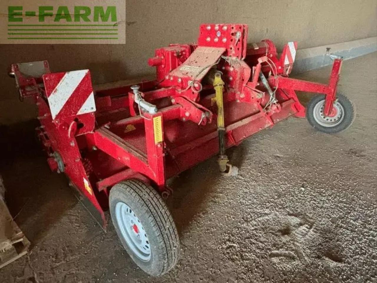 Grimme gr300 - Oprema za obradu tla: slika Grimme gr300 - Oprema za obradu tla Grimme gr300 - Oprema za obradu tla: slika Grimme gr300 - Oprema za obradu tla