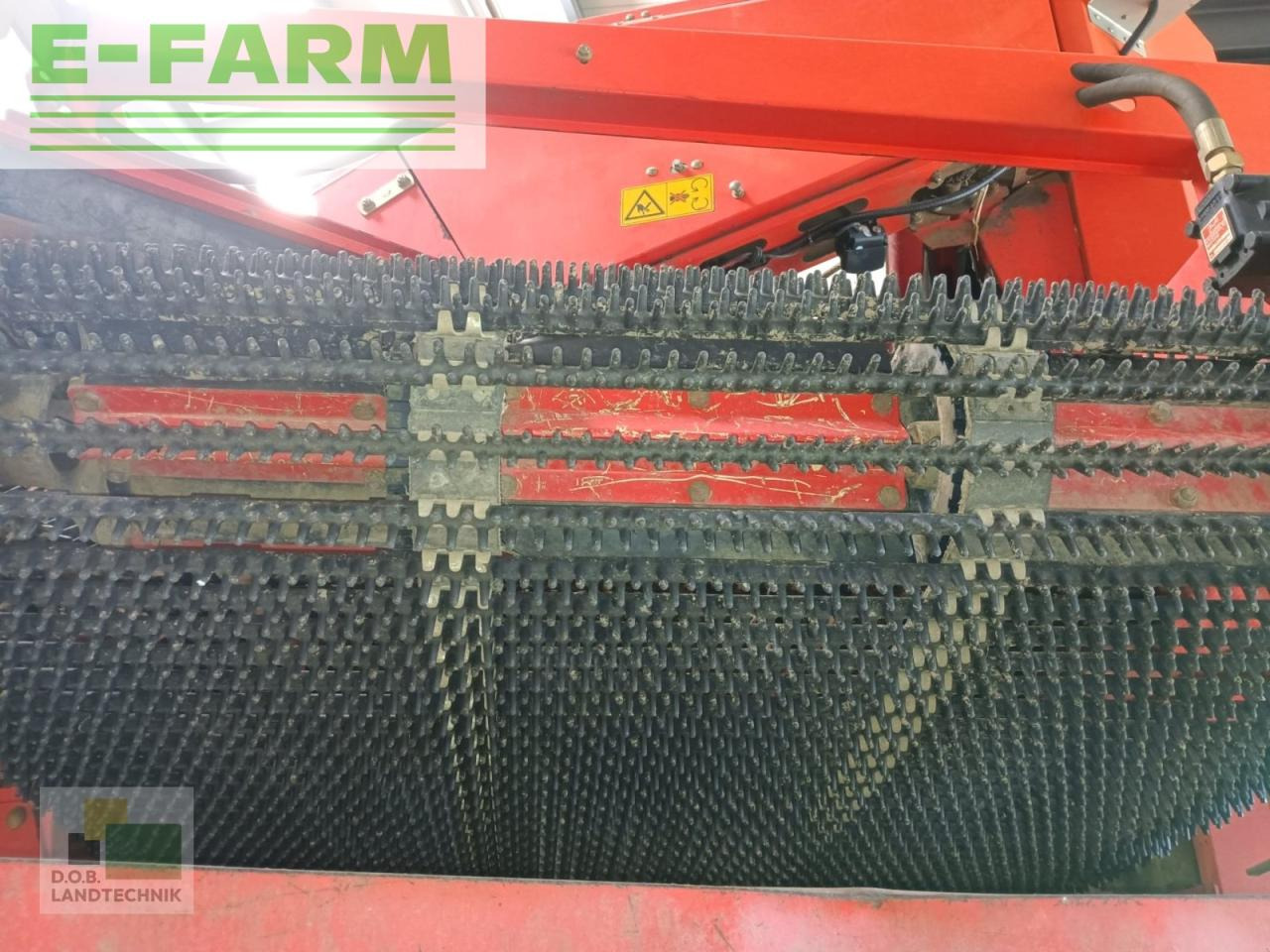 Grimme se 150-60 - Kombajn za krumpir: slika Grimme se 150-60 - Kombajn za krumpir Grimme se 150-60 - Kombajn za krumpir: slika Grimme se 150-60 - Kombajn za krumpir