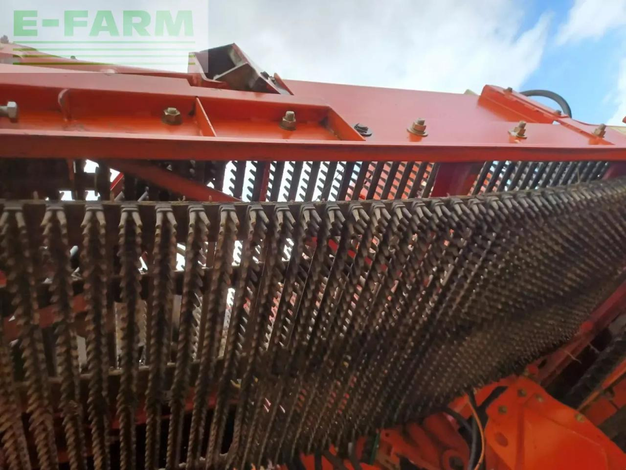 Grimme se 170-60 - Kombajn za krumpir: slika Grimme se 170-60 - Kombajn za krumpir Grimme se 170-60 - Kombajn za krumpir: slika Grimme se 170-60 - Kombajn za krumpir