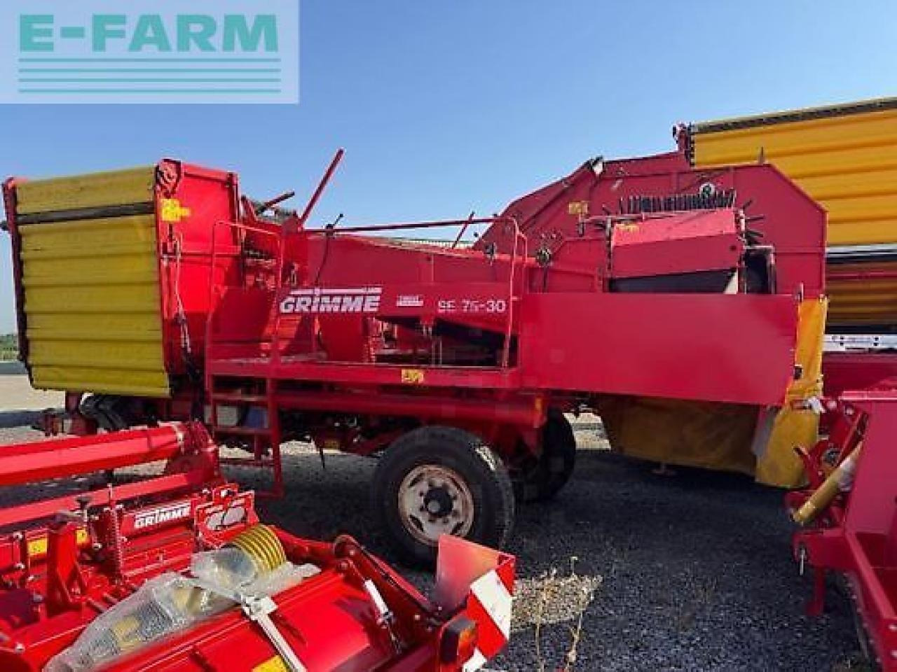 Grimme se 75/30 ub - Kombajn za krumpir: slika Grimme se 75/30 ub - Kombajn za krumpir Grimme se 75/30 ub - Kombajn za krumpir: slika Grimme se 75/30 ub - Kombajn za krumpir