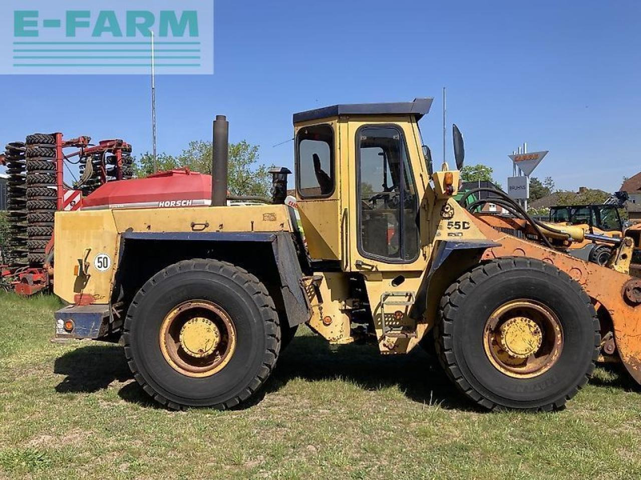 Hanomag 55 d - überladehöhe über 4 m - Mini bager: slika Hanomag 55 d - überladehöhe über 4 m - Mini bager Hanomag 55 d - überladehöhe über 4 m - Mini bager: slika Hanomag 55 d - überladehöhe über 4 m - Mini bager