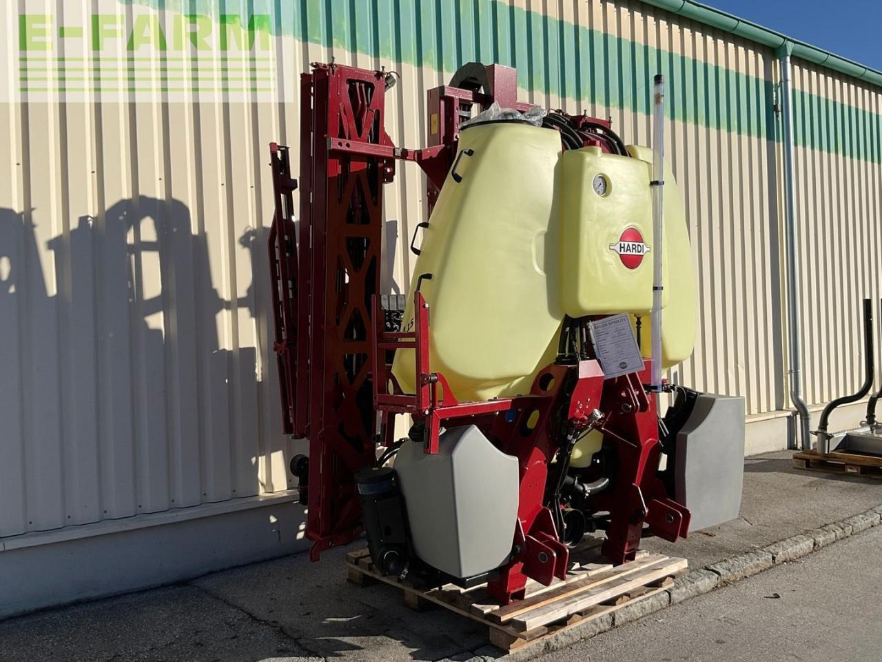 Hardi Mega 1500 - Vučena prskalica: slika Hardi Mega 1500 - Vučena prskalica Hardi Mega 1500 - Vučena prskalica: slika Hardi Mega 1500 - Vučena prskalica