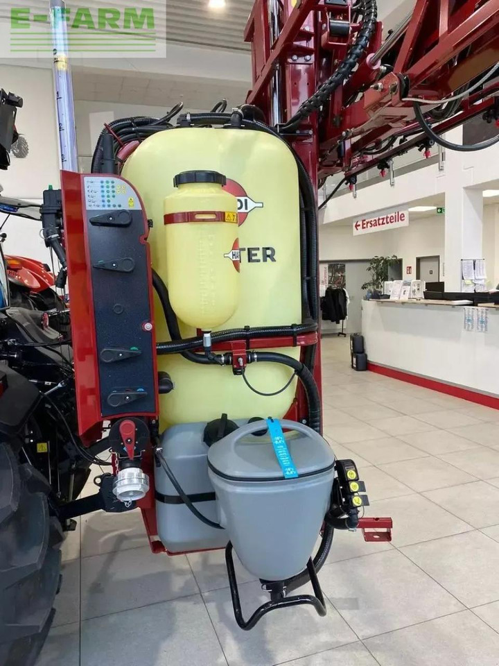Hardi master pro 1200 - Vučena prskalica: slika Hardi master pro 1200 - Vučena prskalica Hardi master pro 1200 - Vučena prskalica: slika Hardi master pro 1200 - Vučena prskalica