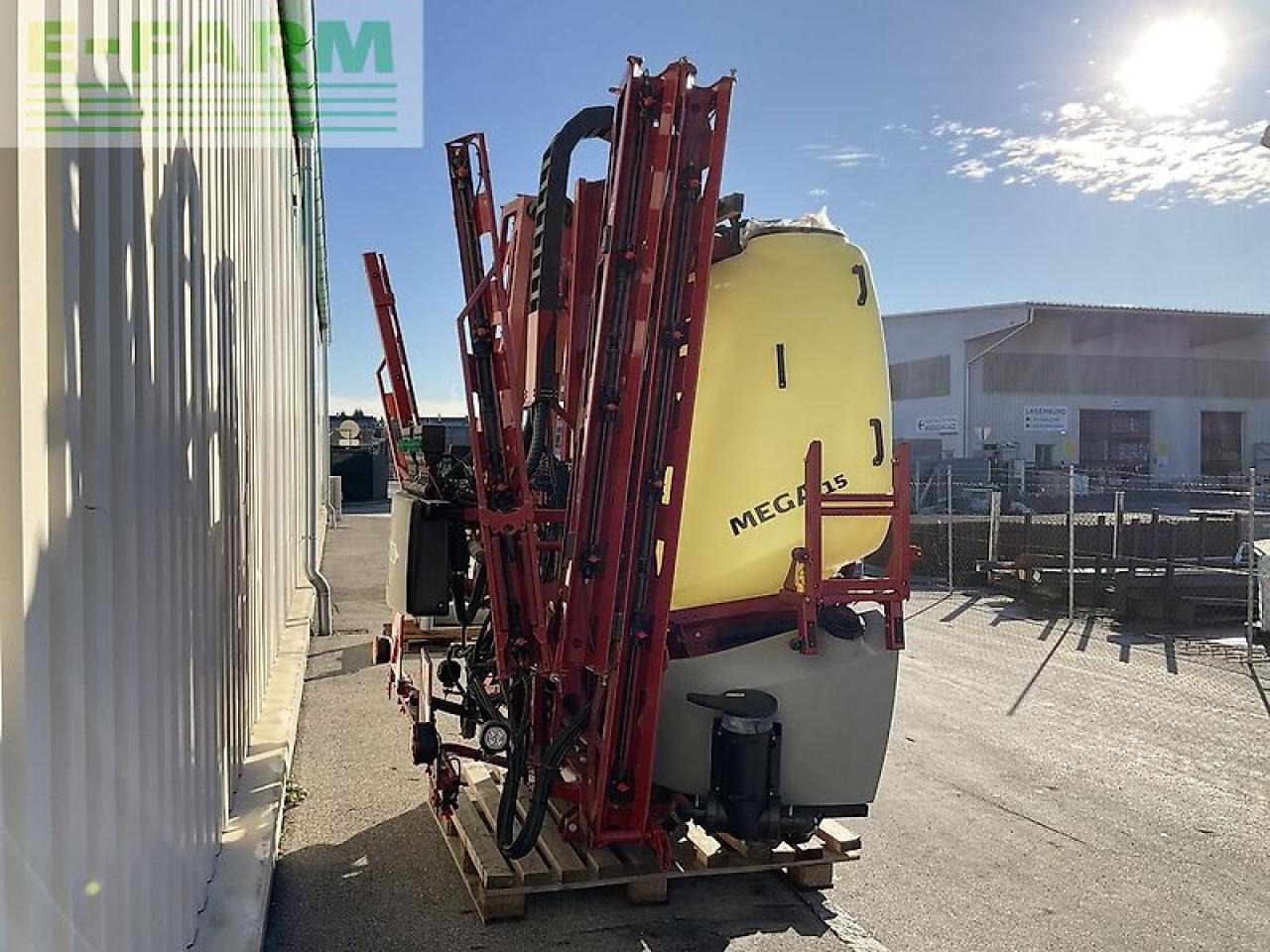 Hardi mega 1500 - Vučena prskalica: slika Hardi mega 1500 - Vučena prskalica Hardi mega 1500 - Vučena prskalica: slika Hardi mega 1500 - Vučena prskalica