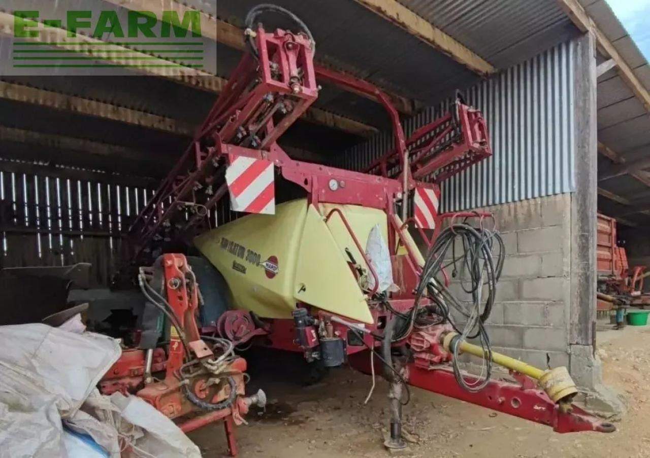 Hardi navigator - Vučena prskalica: slika Hardi navigator - Vučena prskalica Hardi navigator - Vučena prskalica: slika Hardi navigator - Vučena prskalica