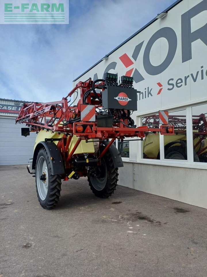 Hardi navigator base 3800 - Vučena prskalica: slika Hardi navigator base 3800 - Vučena prskalica Hardi navigator base 3800 - Vučena prskalica: slika Hardi navigator base 3800 - Vučena prskalica