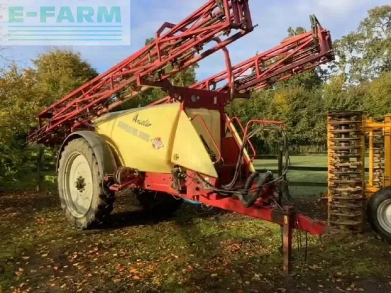 Hardi navigator3000l - Vučena prskalica: slika Hardi navigator3000l - Vučena prskalica Hardi navigator3000l - Vučena prskalica: slika Hardi navigator3000l - Vučena prskalica