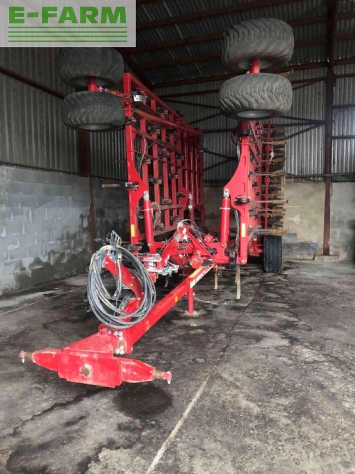 Horsch cruiser 7 xl - Kultivator: slika Horsch cruiser 7 xl - Kultivator Horsch cruiser 7 xl - Kultivator: slika Horsch cruiser 7 xl - Kultivator