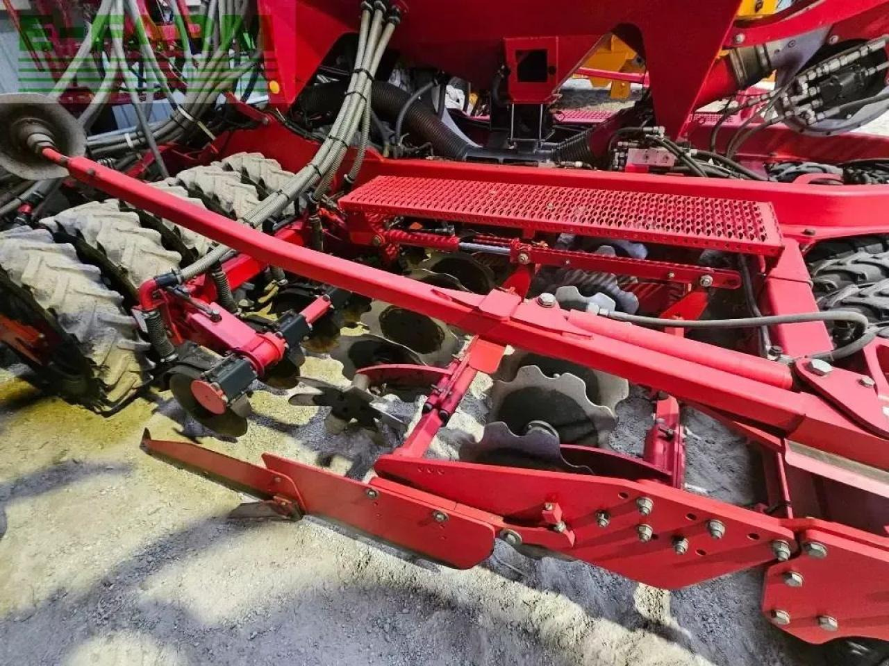 Horsch pronto 4 dc - Kombajn i sijačica: slika Horsch pronto 4 dc - Kombajn i sijačica Horsch pronto 4 dc - Kombajn i sijačica: slika Horsch pronto 4 dc - Kombajn i sijačica