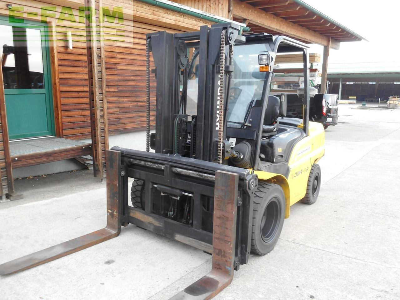 Hyundai 50da-9a triplex 4,4m + ss + zv + zwillingsreifen - Viličar: slika Hyundai 50da-9a triplex 4,4m + ss + zv + zwillingsreifen - Viličar Hyundai 50da-9a triplex 4,4m + ss + zv + zwillingsreifen - Viličar: slika Hyundai 50da-9a triplex 4,4m + ss + zv + zwillingsreifen - Viličar