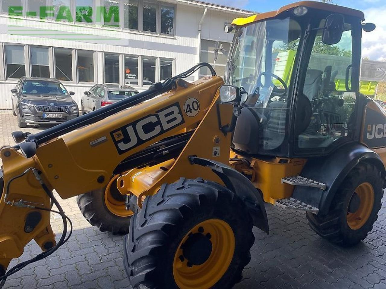 JCB 220 t - Mini bager: slika JCB 220 t - Mini bager JCB 220 t - Mini bager: slika JCB 220 t - Mini bager