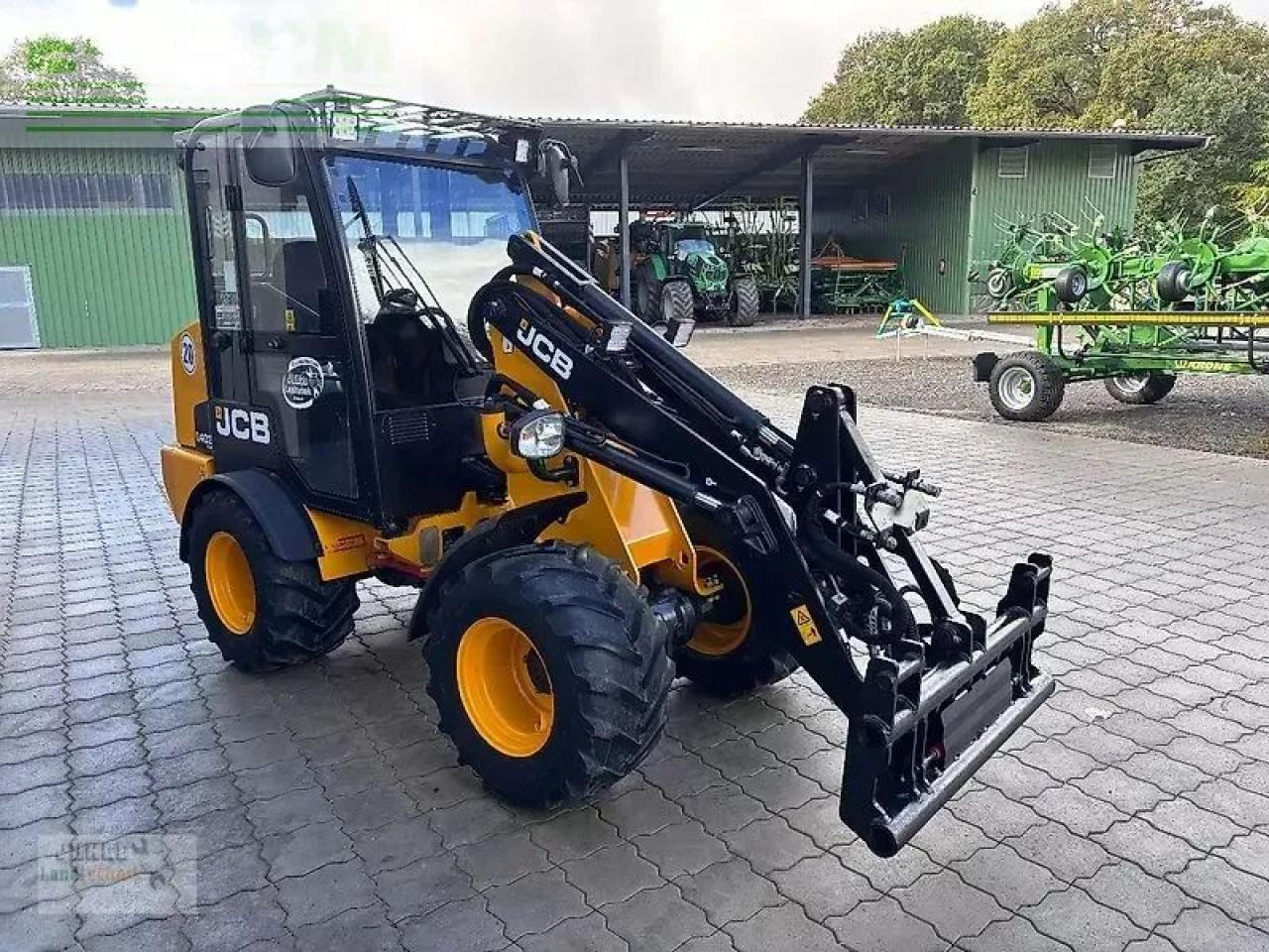 JCB 403 plus - Mini bager: slika JCB 403 plus - Mini bager JCB 403 plus - Mini bager: slika JCB 403 plus - Mini bager