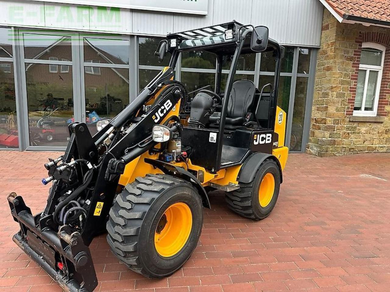 JCB 403 plus agri großer motor, zentralschmierung - Mini bager: slika JCB 403 plus agri großer motor, zentralschmierung - Mini bager JCB 403 plus agri großer motor, zentralschmierung - Mini bager: slika JCB 403 plus agri großer motor, zentralschmierung - Mini bager