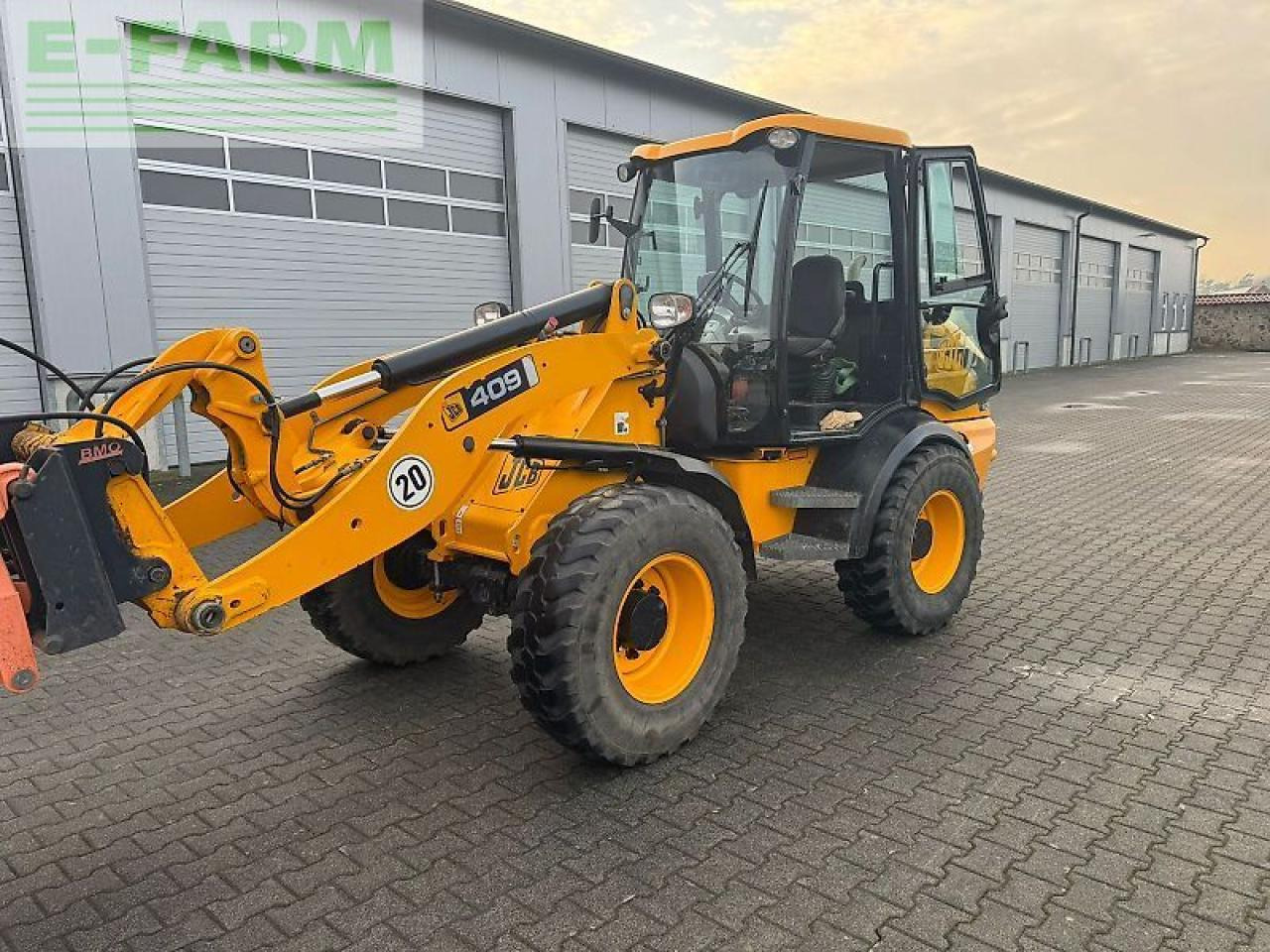 JCB 409 - Mini bager: slika JCB 409 - Mini bager JCB 409 - Mini bager: slika JCB 409 - Mini bager