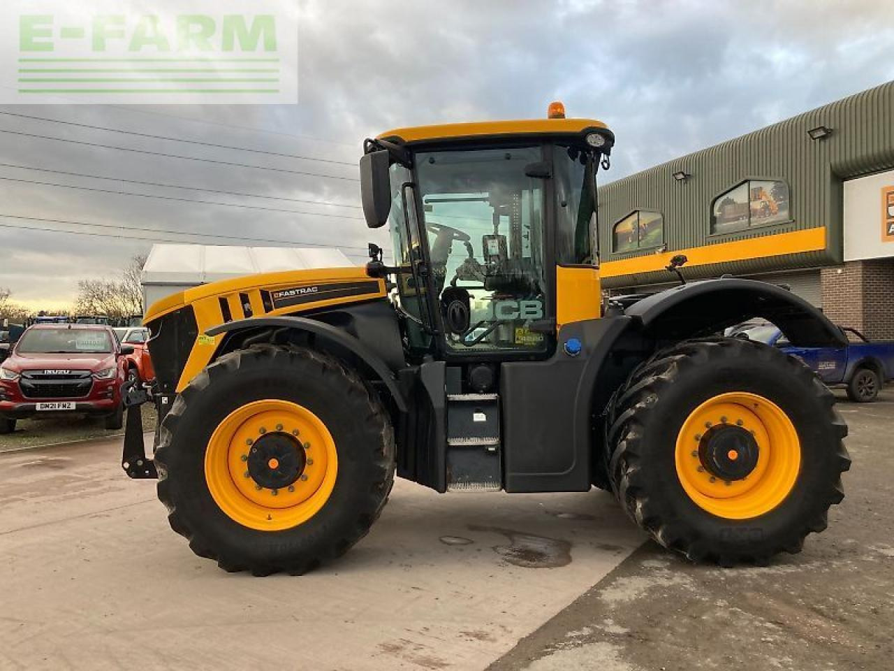 JCB 4220 - Traktor: slika JCB 4220 - Traktor JCB 4220 - Traktor: slika JCB 4220 - Traktor