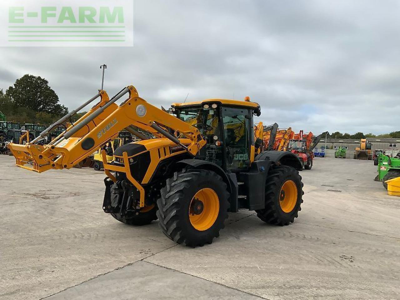 JCB 4220 fastrac (st24632) - Traktor: slika JCB 4220 fastrac (st24632) - Traktor JCB 4220 fastrac (st24632) - Traktor: slika JCB 4220 fastrac (st24632) - Traktor