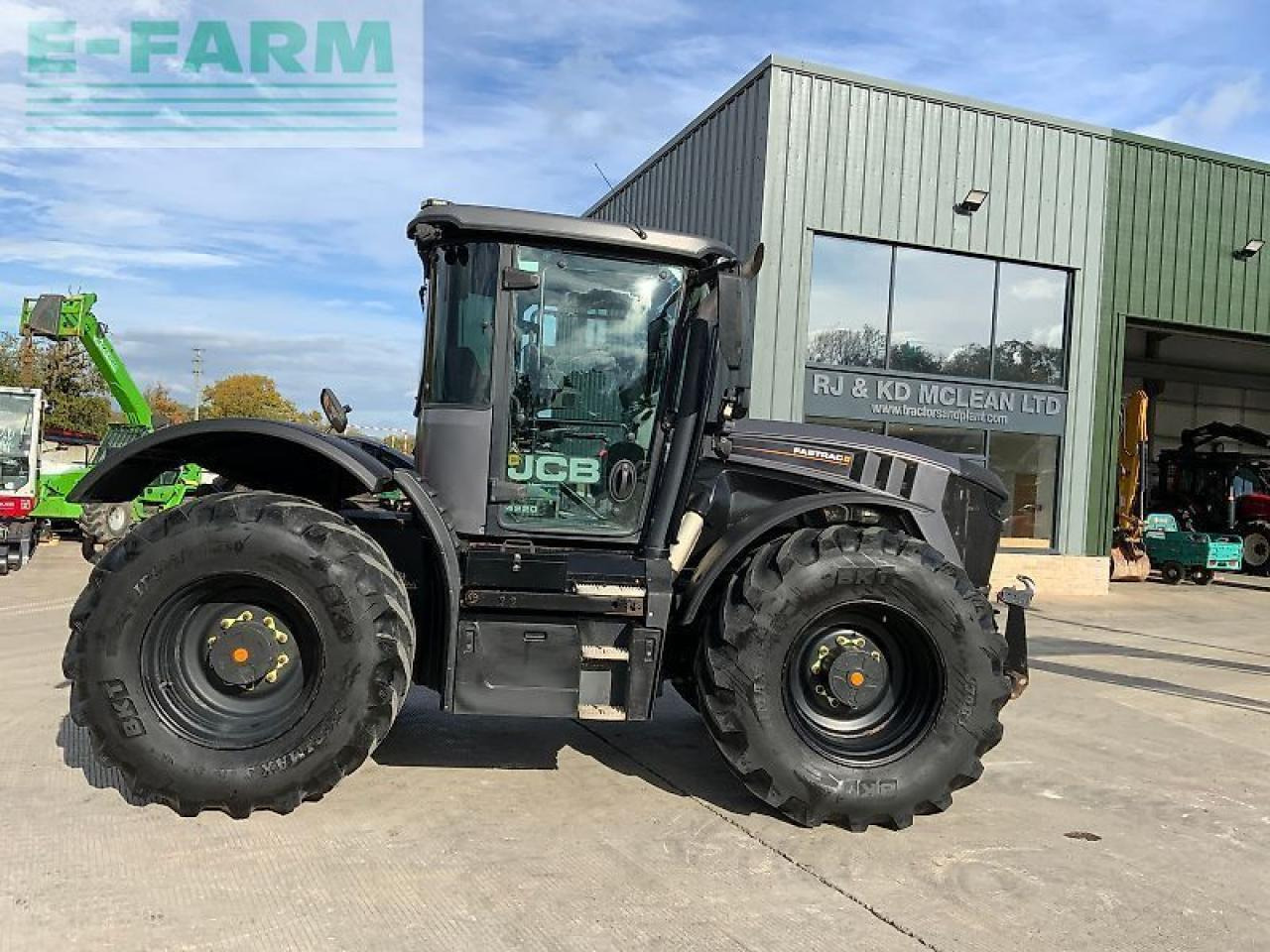 JCB 4220 fastrac tractor (st24887) - Traktor: slika JCB 4220 fastrac tractor (st24887) - Traktor JCB 4220 fastrac tractor (st24887) - Traktor: slika JCB 4220 fastrac tractor (st24887) - Traktor