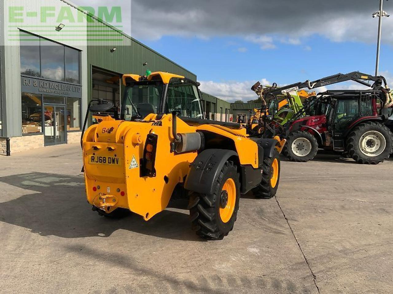JCB 535-125 hi viz telehandler (st24834) - Teleskopski rukovatelj: slika JCB 535-125 hi viz telehandler (st24834) - Teleskopski rukovatelj JCB 535-125 hi viz telehandler (st24834) - Teleskopski rukovatelj: slika JCB 535-125 hi viz telehandler (st24834) - Teleskopski rukovatelj