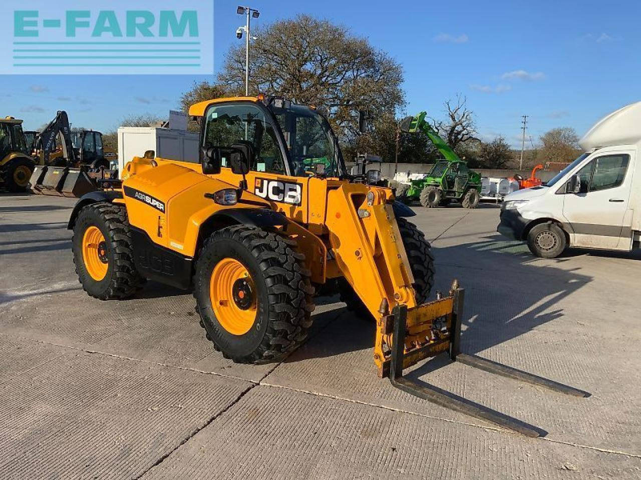 JCB 542-70 agri super telehandler (st25190) - Mini bager: slika JCB 542-70 agri super telehandler (st25190) - Mini bager JCB 542-70 agri super telehandler (st25190) - Mini bager: slika JCB 542-70 agri super telehandler (st25190) - Mini bager
