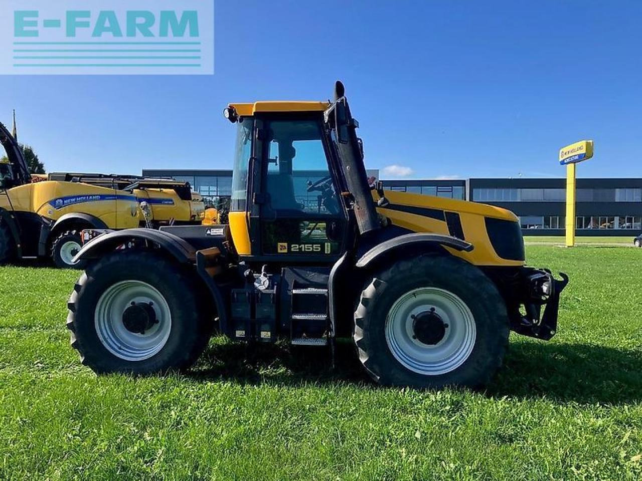 JCB fastrac 2155 4ws traktor 200ps gebraucht bj 2008 - Traktor: slika JCB fastrac 2155 4ws traktor 200ps gebraucht bj 2008 - Traktor JCB fastrac 2155 4ws traktor 200ps gebraucht bj 2008 - Traktor: slika JCB fastrac 2155 4ws traktor 200ps gebraucht bj 2008 - Traktor