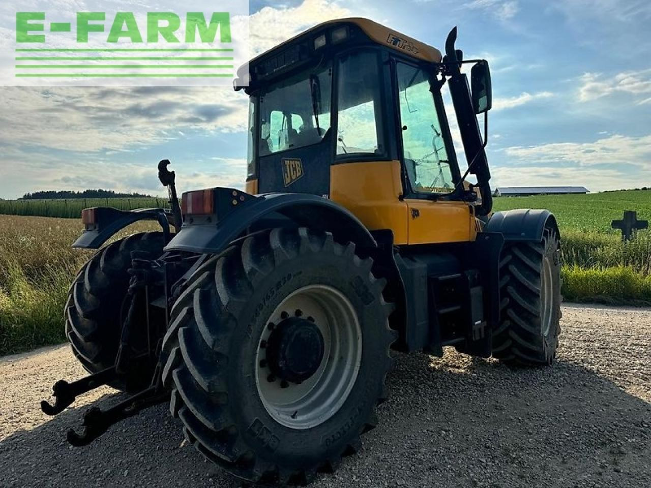 JCB fastrac 3185 smothshift - Traktor: slika JCB fastrac 3185 smothshift - Traktor JCB fastrac 3185 smothshift - Traktor: slika JCB fastrac 3185 smothshift - Traktor